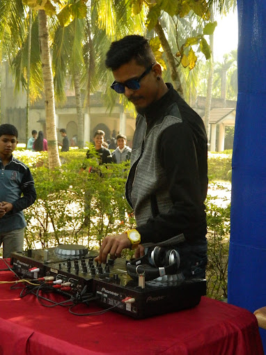 Dj Gaurav Kolkata